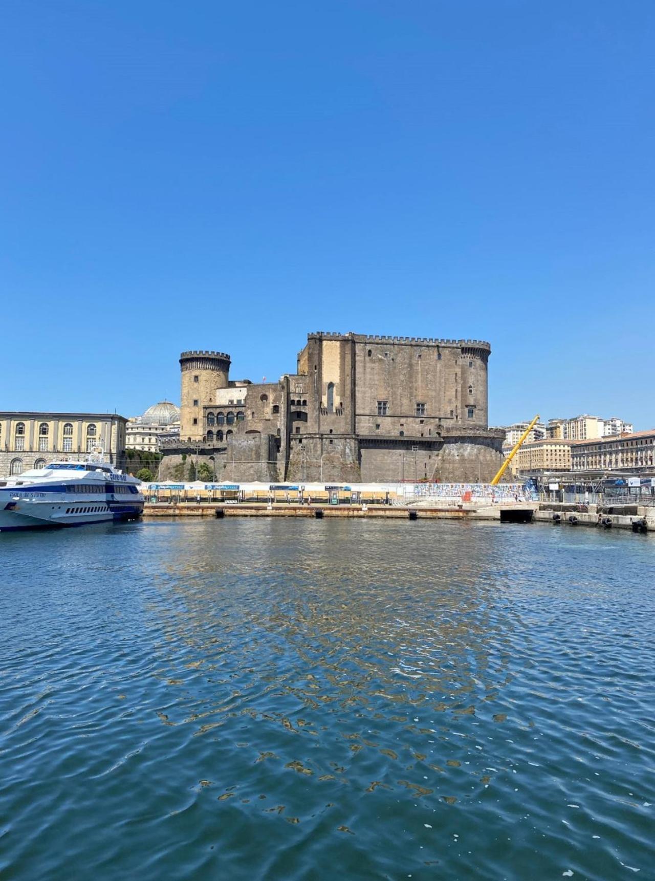 Hotel Yacht Club Angioino à Naples Extérieur photo